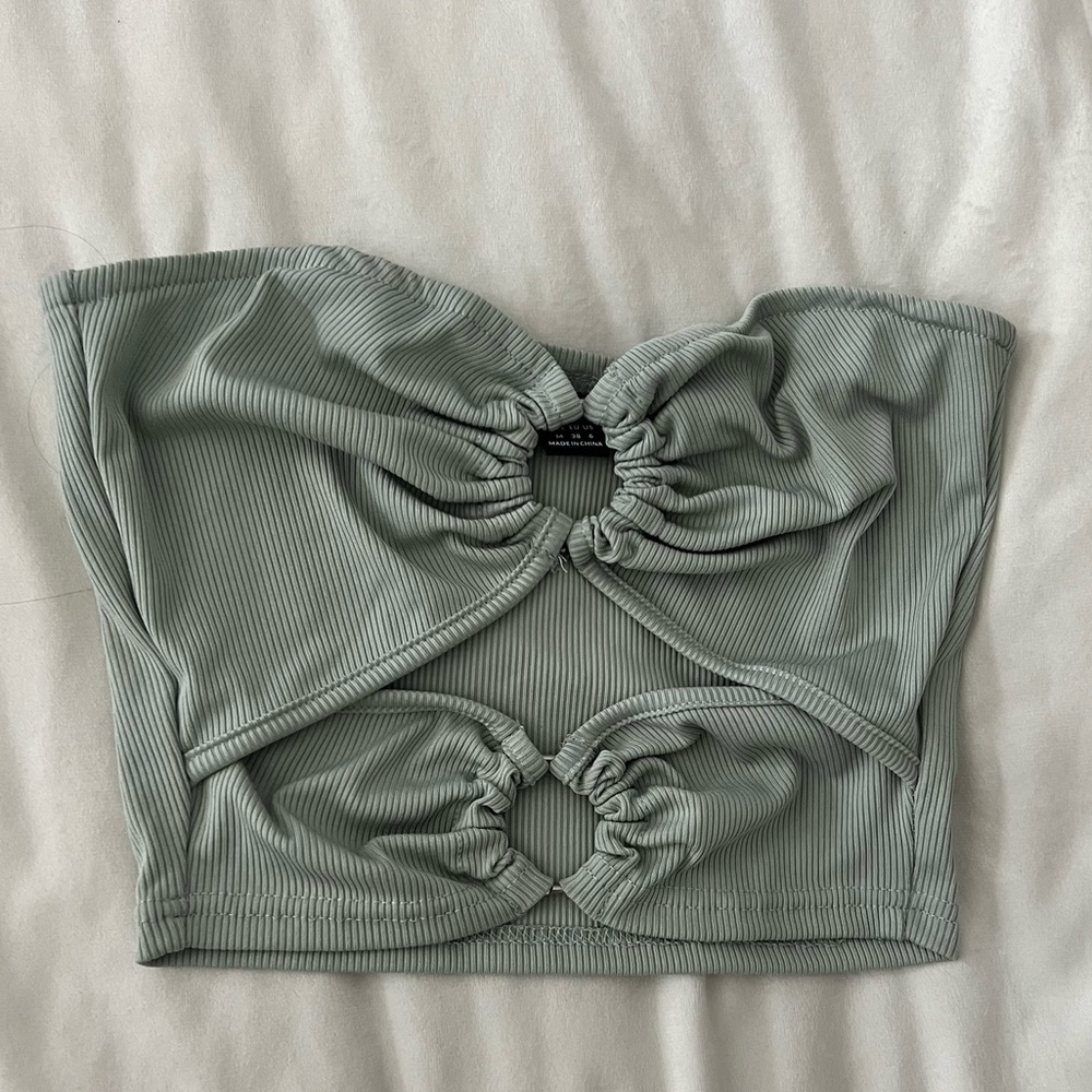 CUTE SUMMER CROP TOP